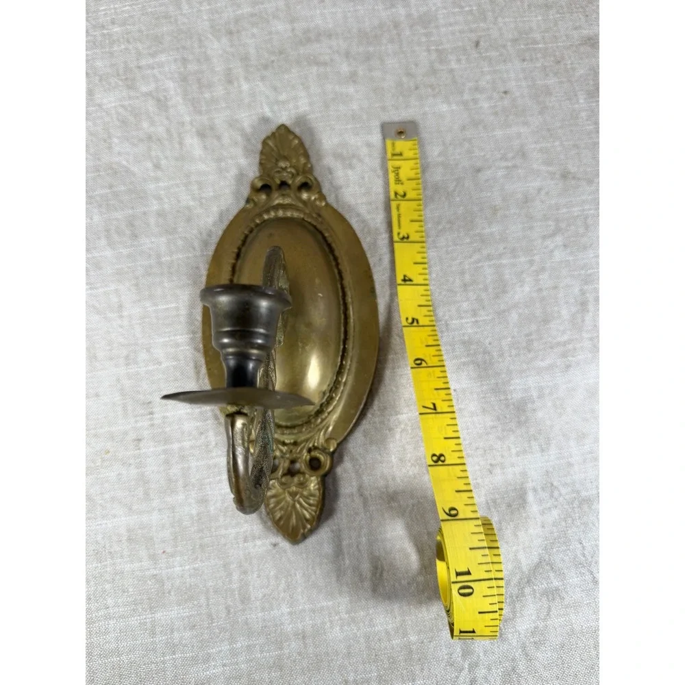 Wall Sconce Good Vintage Ornate Brass Oval Shell Scroll Taper Candle Holder